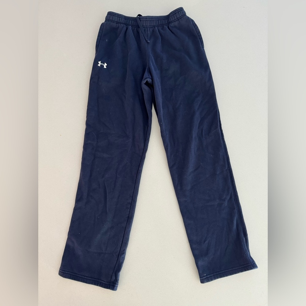 Under Armour youth Large navy blue sweatpants.